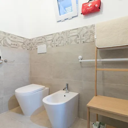 Aurisa Apartment